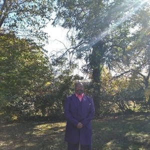 Meet your Posher, Kenneth